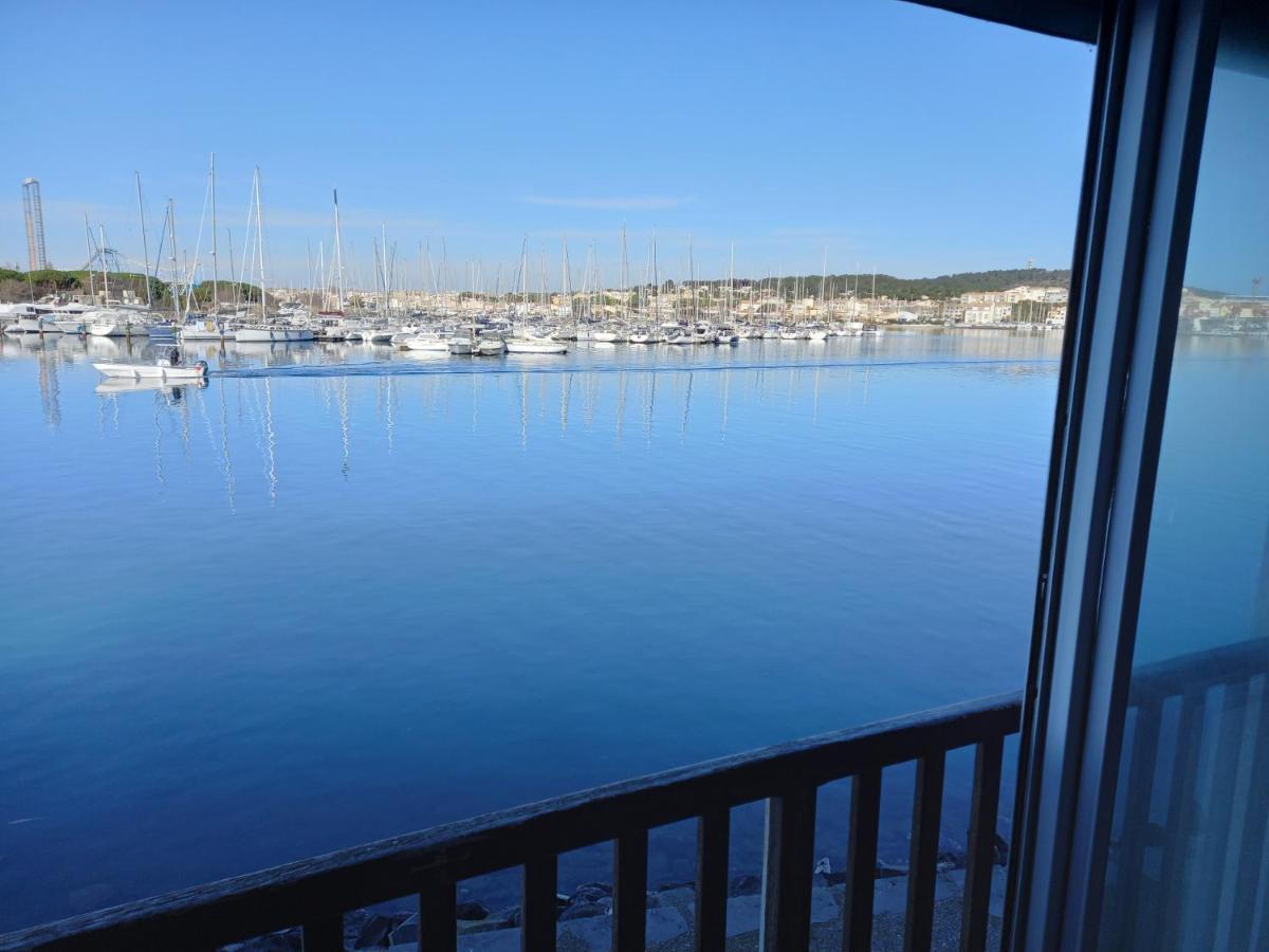 #T2, vue bateau et mer, wifi, 4 pers,piscine,tennis Agde Extérieur photo