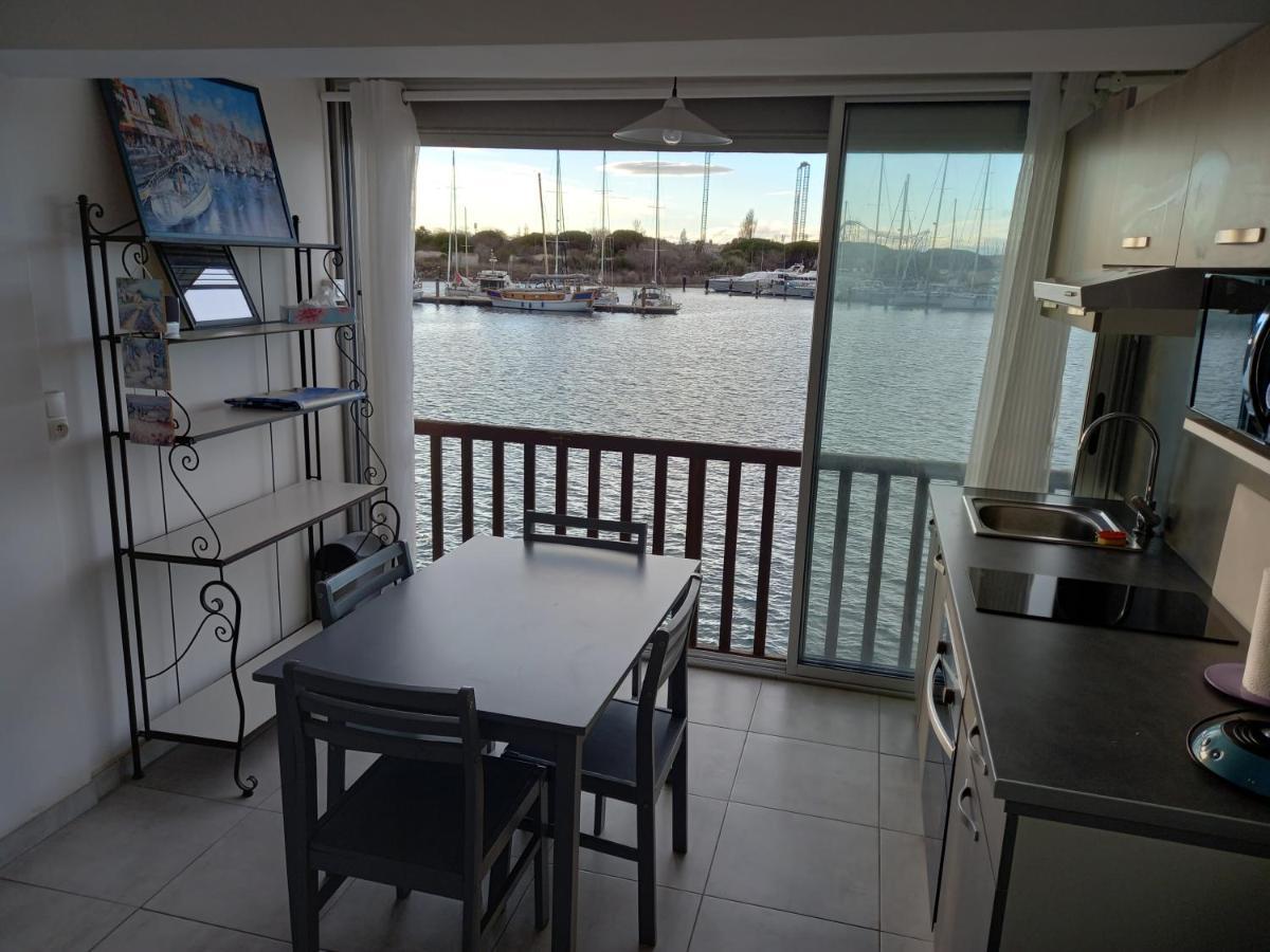 #T2, vue bateau et mer, wifi, 4 pers,piscine,tennis Agde Extérieur photo