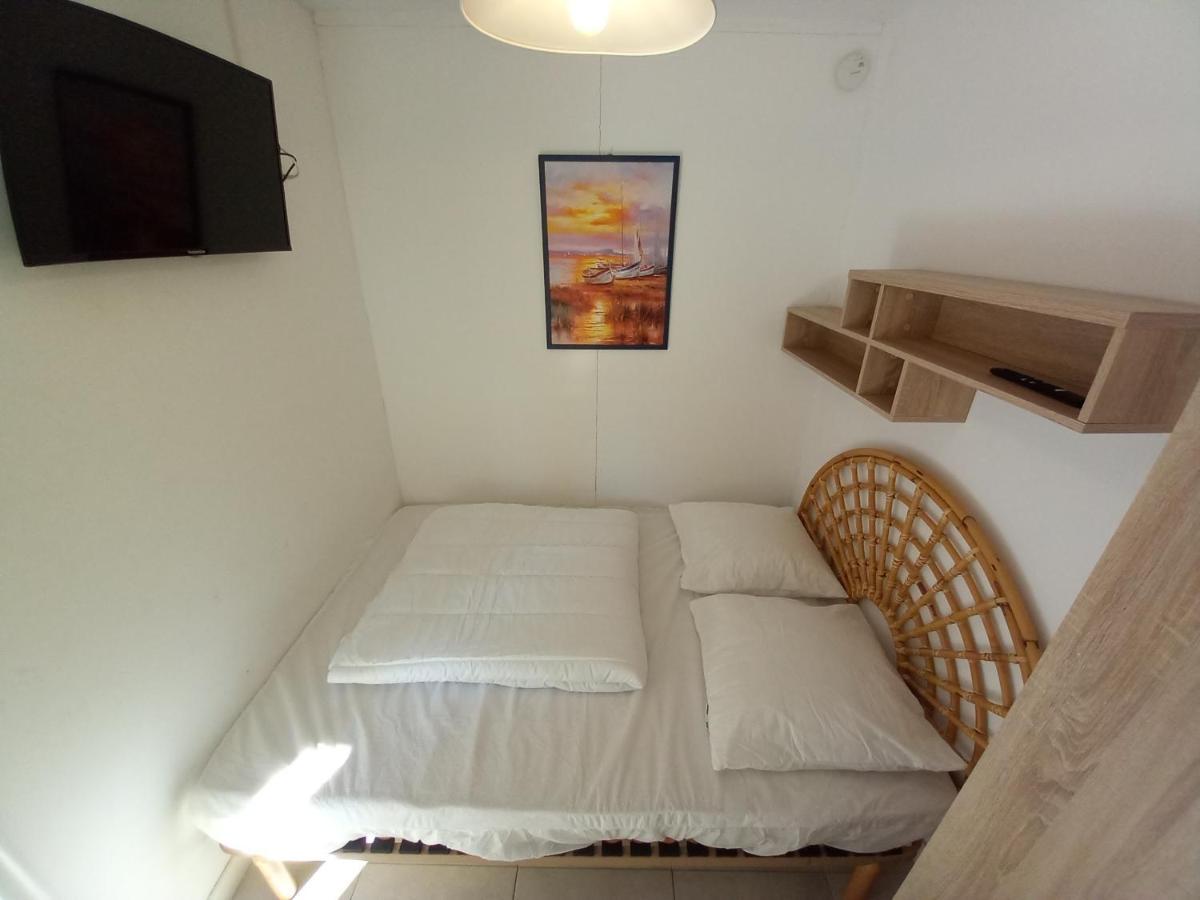 #T2, vue bateau et mer, wifi, 4 pers,piscine,tennis Agde Extérieur photo